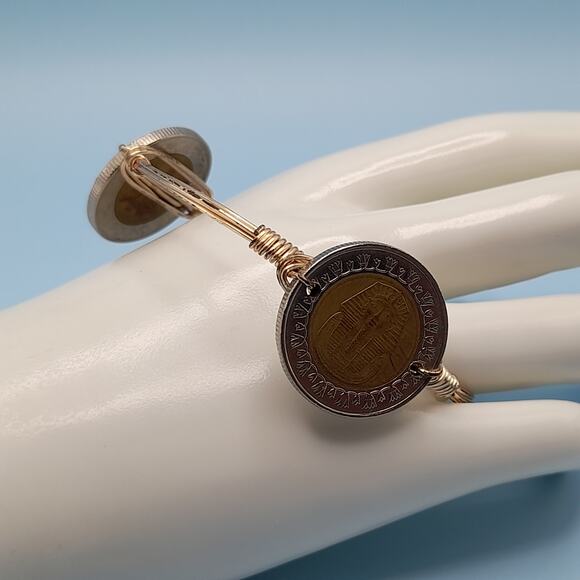 Egyptian One Pound Coin Bangle Bracelet, Three Coins, Wire Wrapped, 7.5 Inches - Picture 7 of 10
